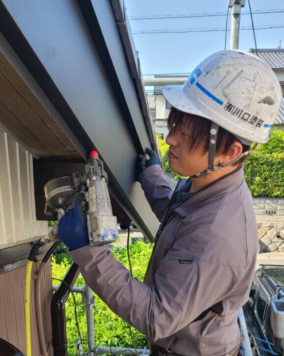 幸田町K様邸破風板金取り付け
